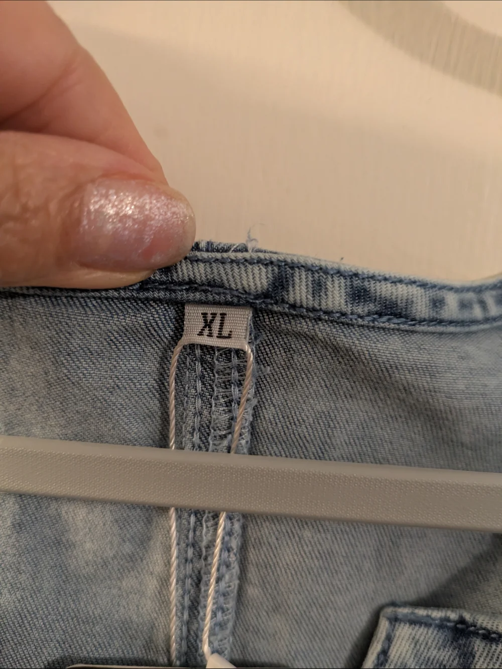 Sleeveless Chambray V-Neck Dress - Picture 5 of 5